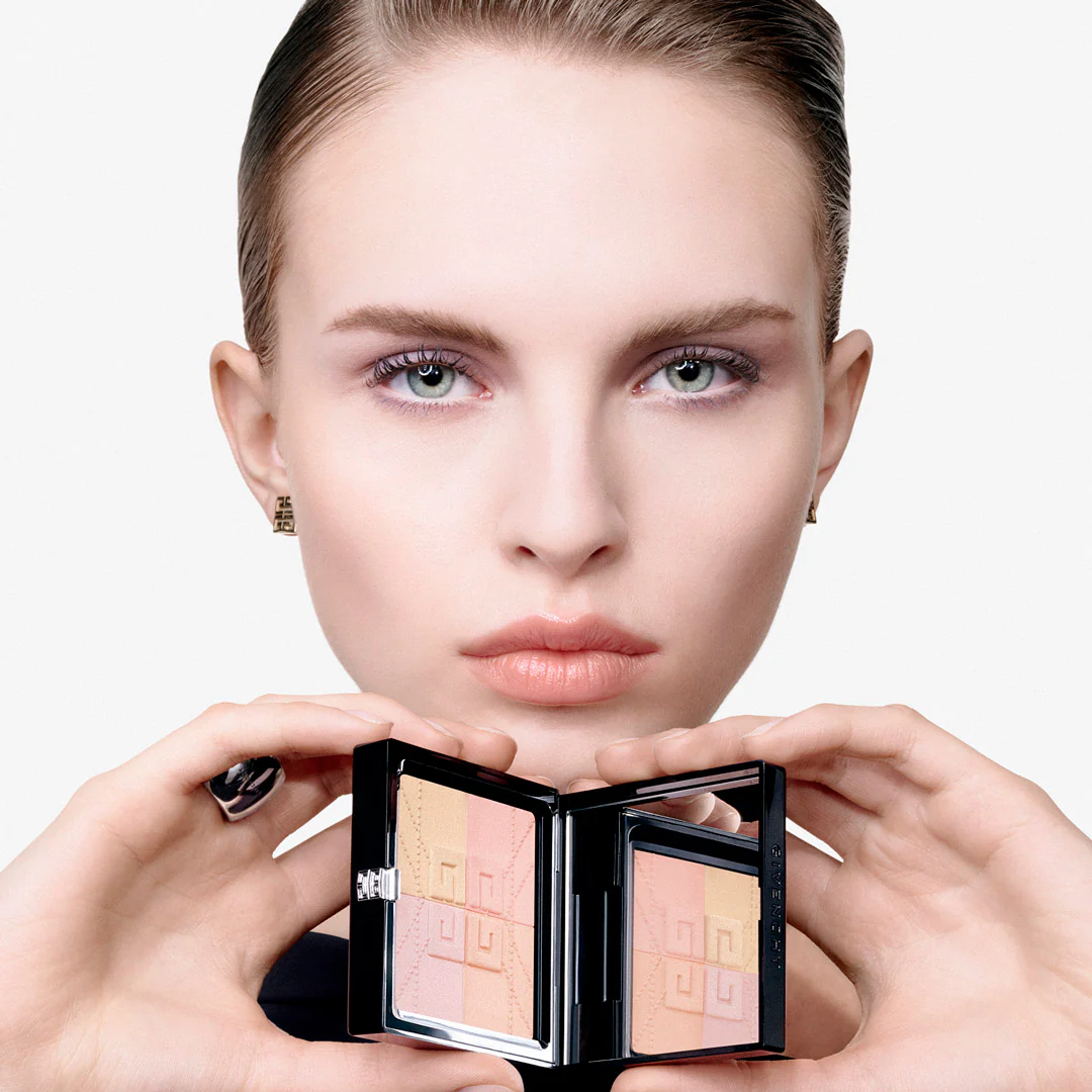 PRISME LIBRE 4-COLOR PRESSED POWDER - Image 4